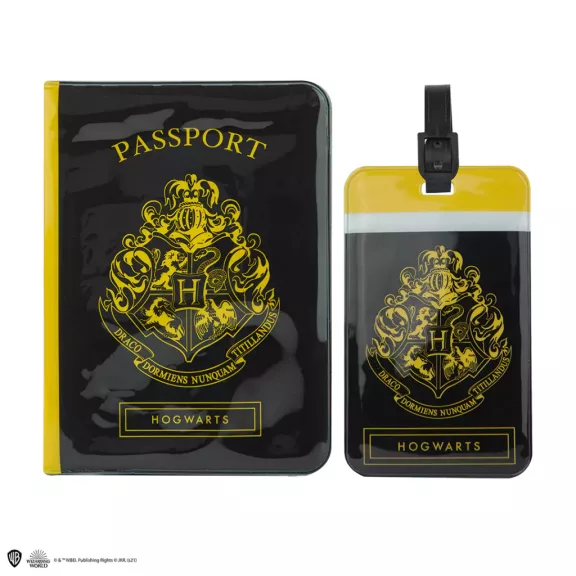 Harry Potter - Roxfort útlevéltok és poggyászcímke szett Harry Potter - Roxfort útlevéltok és poggyászcímke szett