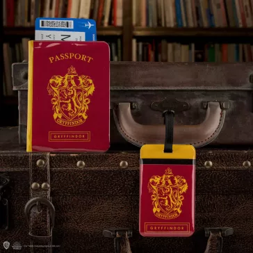   Harry Potter - Griffendél útlevéltok és poggyászcímke szett