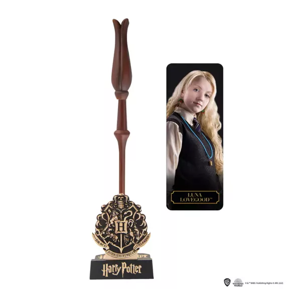 Harry Potter - Luna Lovegood varázspálca toll bemutatóállvánnyal Harry Potter - Luna Lovegood varázspálca toll bemutatóállvánnyal