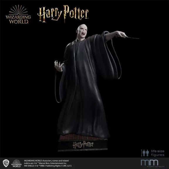 Harry Potter Lord Voldemort életnagyságú szobor – 211 cm, limitált kiadás Harry Potter Lord Voldemort életnagyságú szobor – 211 cm, limitált kiadás