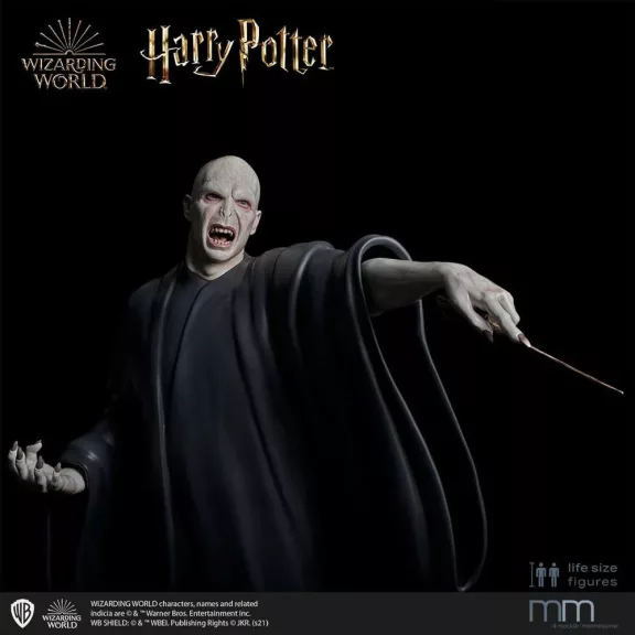 Harry Potter Lord Voldemort életnagyságú szobor – 211 cm, limitált kiadás Harry Potter Lord Voldemort életnagyságú szobor – 211 cm, limitált kiadás