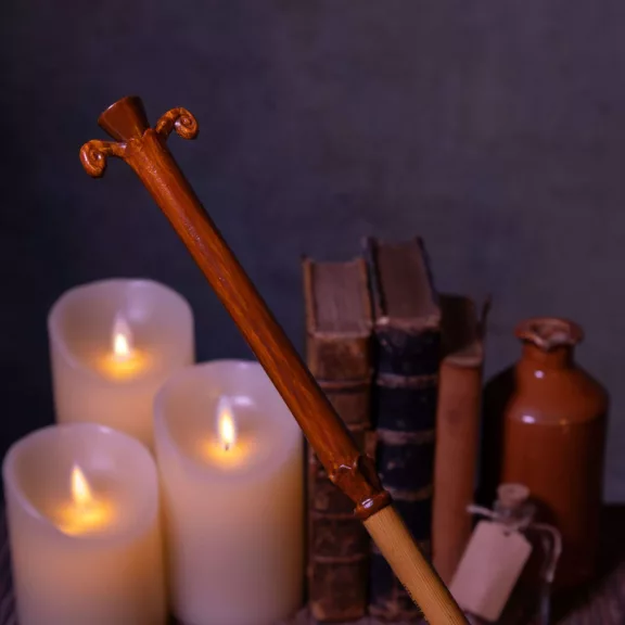 Gilderoy Lockhart varázspálca - Ollivander díszdobozban Gilderoy Lockhart varázspálca - Ollivander díszdobozban
