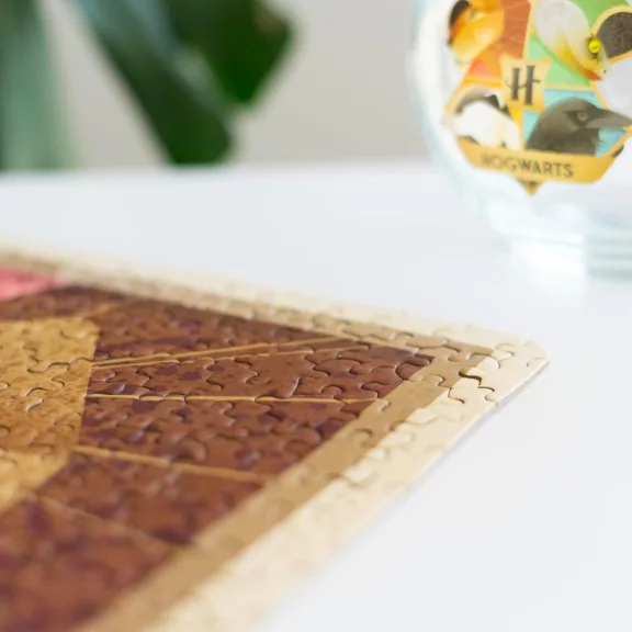 Harry Potter - Griffendél 331 darabos puzzle üveg fiolában Harry Potter - Griffendél 331 darabos puzzle üveg fiolában
