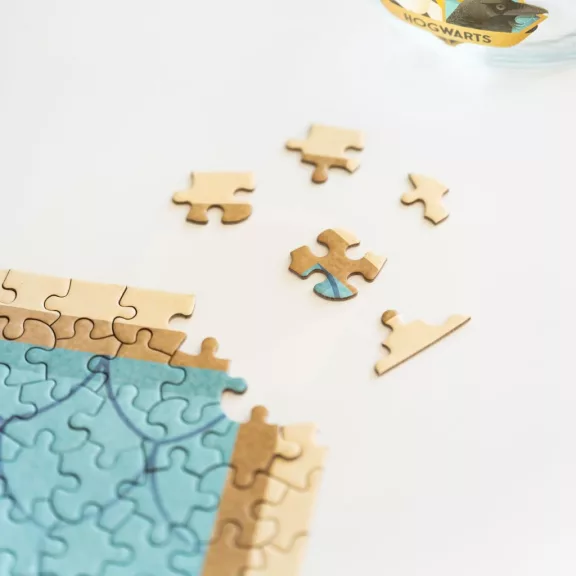 Harry Potter - Hollóhát 331 darabos puzzle üveg fiolában Harry Potter - Hollóhát 331 darabos puzzle üveg fiolában